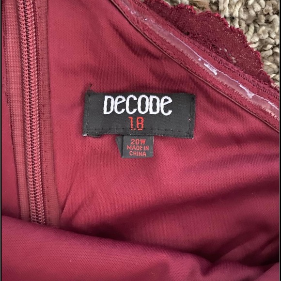 One shoulder Decode Prom Dress - Picture 4 of 4